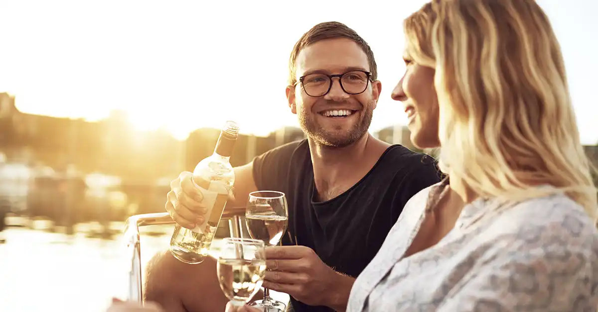 man with alcoholic drink and erectile dysfunction