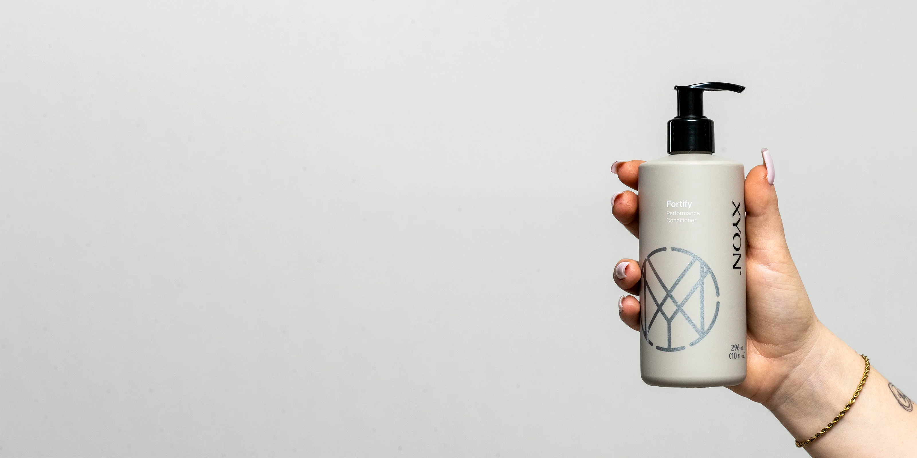 XYON women's conditioner bottle